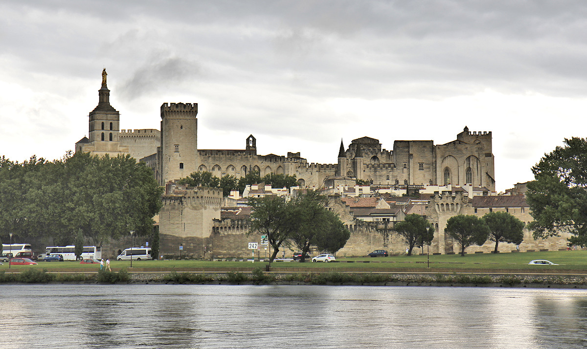 Der Papstpalast in Avignon