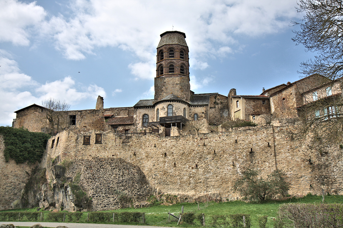Abbaye de Lavaudieu, Auvergne