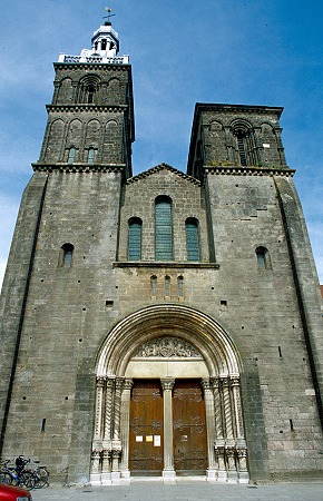 Église Saint-Andoche, Saulieu
